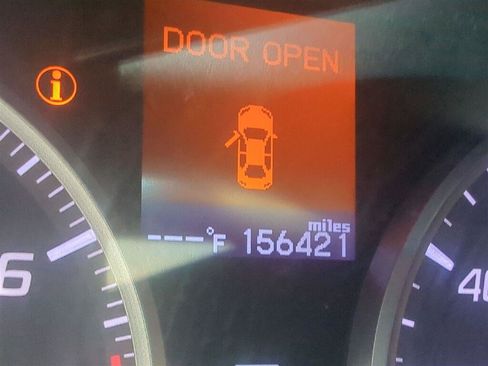 Used 2013 Acura ILX w/ Technology Package FWD image 3