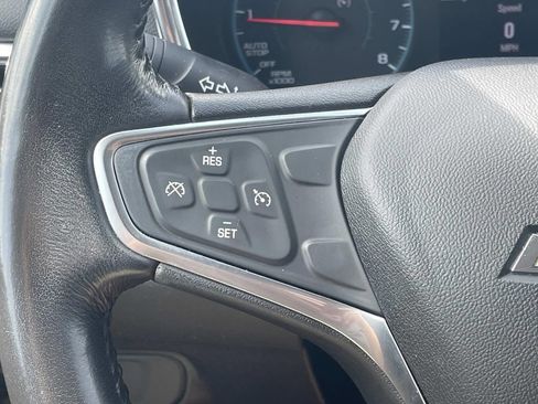 Used 2018 Chevrolet Equinox LT FWD image 26