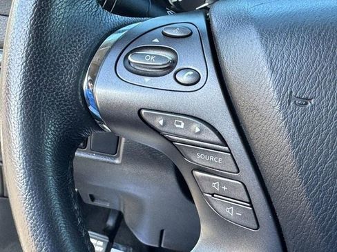 Used 2023 Nissan Murano SV image 18