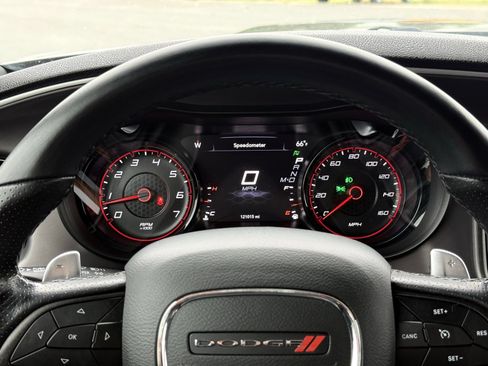 Used 2022 Dodge Charger R/T w/ Blacktop Package RWD image 34