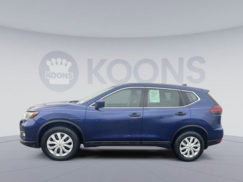 Used 2018 Nissan Rogue S AWD/4WD image 7