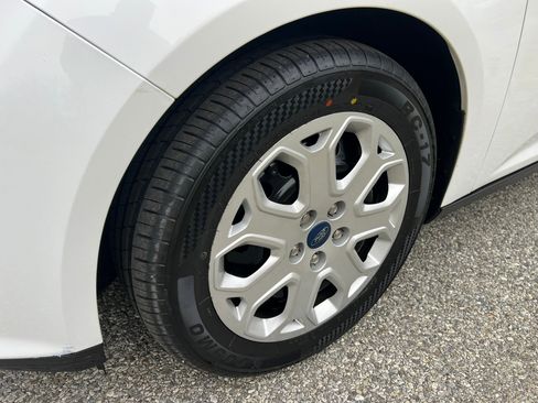 Used 2012 Ford Focus SE image 89