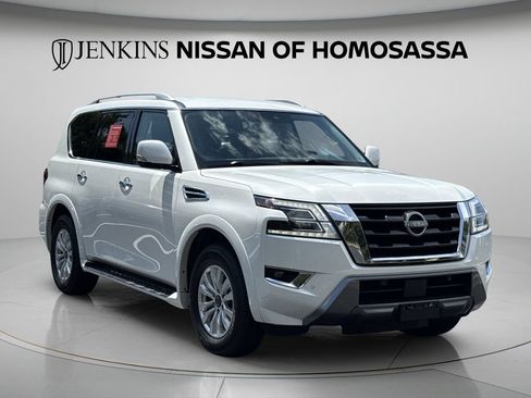 Certified 2024 Nissan Armada SV RWD image 5