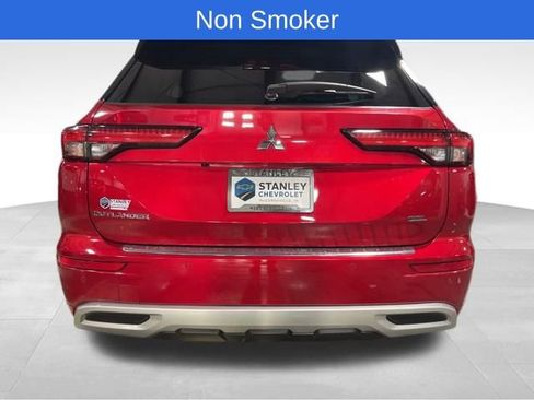 Used 2023 Mitsubishi Outlander SEL Black Edition image 4