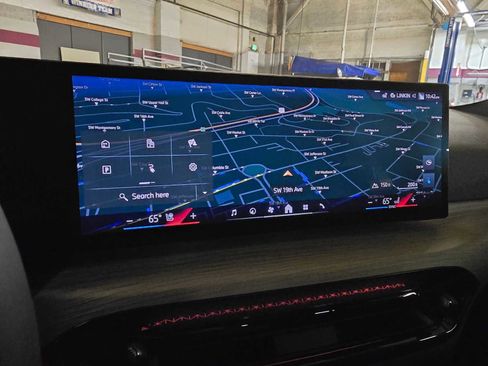 Used 2025 BMW i4 eDrive40 image 29