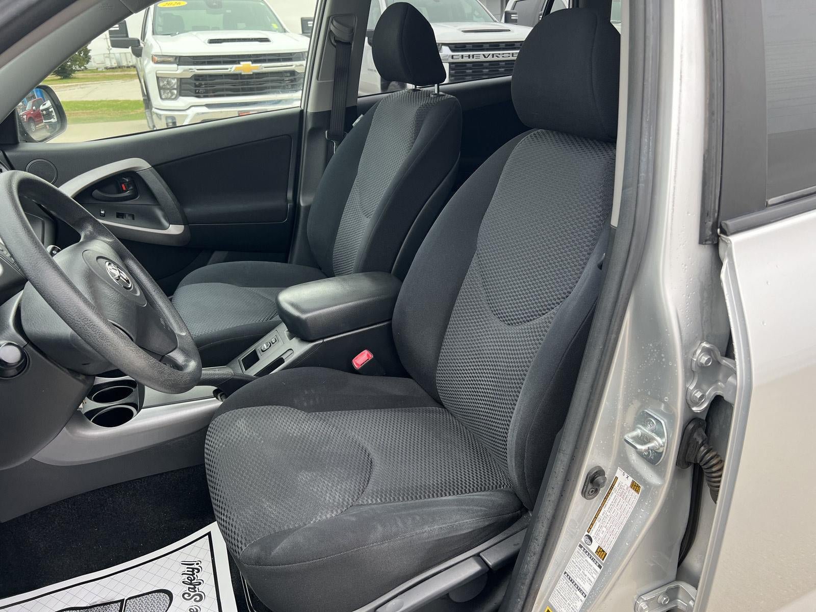 Used 2007 Toyota RAV4 Sport AWD/4WD image 16