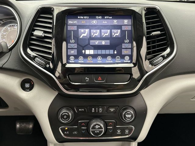 Used 2019 Jeep Cherokee Limited AWD/4WD image 18