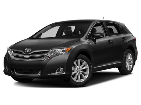 Used 2015 Toyota Venza LE image 1