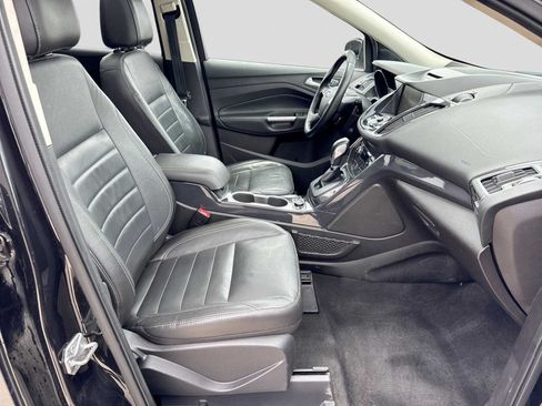 Used 2014 Ford Escape Titanium w/ Equipment Group 401A AWD/4WD image 21