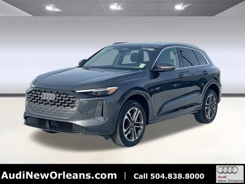 Certified 2025 Audi Q5 Premium Plus w/ Premium Plus image 1