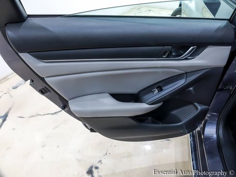 Used 2019 Honda Accord EX image 26