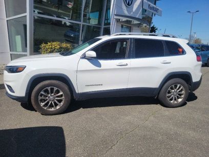 Used 2019 Jeep Cherokee Latitude Plus w/ Comfort/Convenience Group