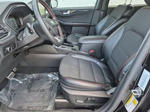 Used 2023 Ford Escape ST-Line w/ Tech Pack #1 AWD/4WD image 8