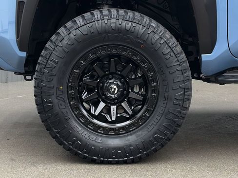 Used 2026 Toyota 4Runner TRD Off-Road Premium AWD/4WD image 10