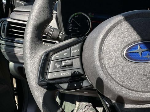 Certified 2025 Subaru Forester Touring w/ Touring Package AWD/4WD image 30
