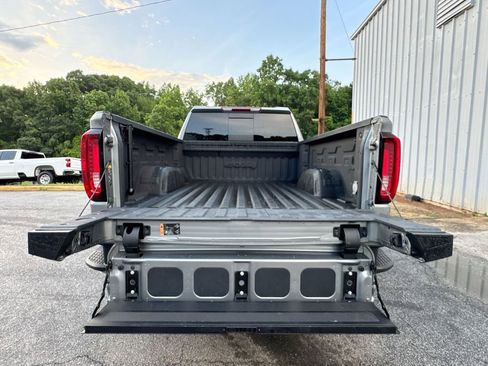 Used 2023 GMC Sierra 1500 AT4 w/ AT4 Premium Package AWD/4WD image 34