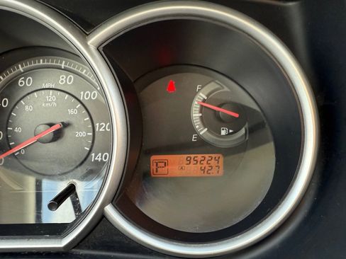 Used 2010 Nissan Versa 1.8 S w/ PWR Plus Pkg image 8