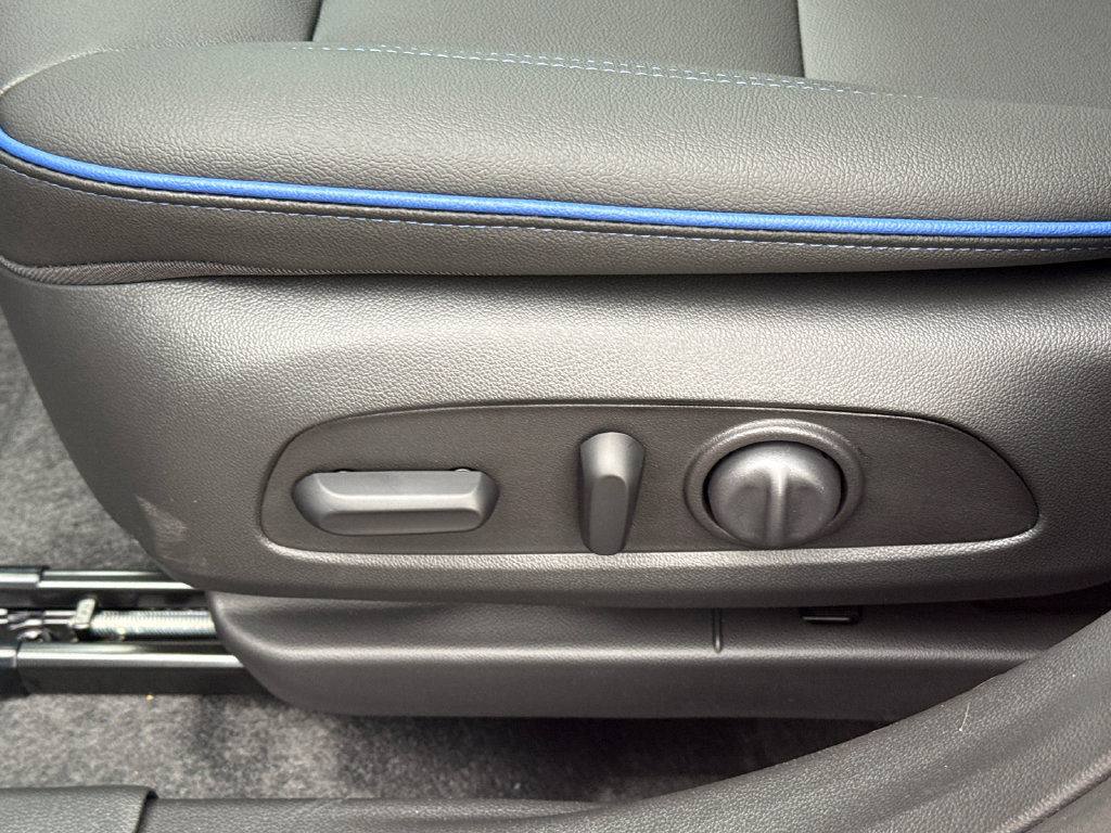 New 2026 Buick Envista Sport Touring w/ Convenience I Package FWD image 16
