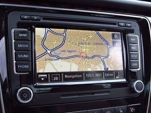Used 2013 Volkswagen Passat 2.5 SEL Premium FWD image 15