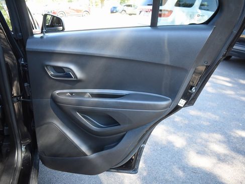 Used 2020 Chevrolet Trax LS w/ Tint and Cruise Package image 24