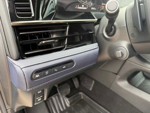 Certified 2026 INFINITI QX80 4WD w/ Sport Exterior Package image 13