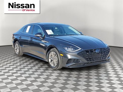 Used 2021 Hyundai Sonata SEL w/ Convenience Package image 1