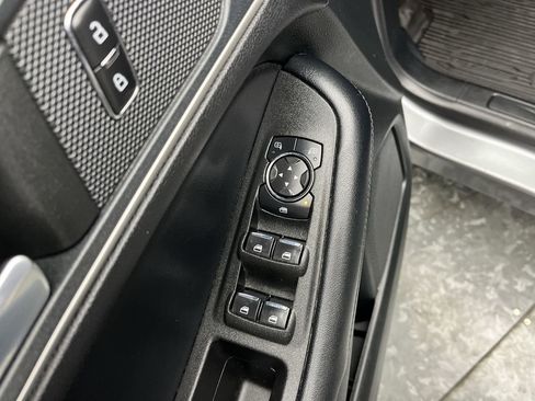 Used 2023 Ford Edge SEL w/ Convenience Package image 8