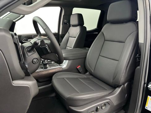 New 2026 GMC Sierra 1500 SLT w/ SLT Premium Package image 18