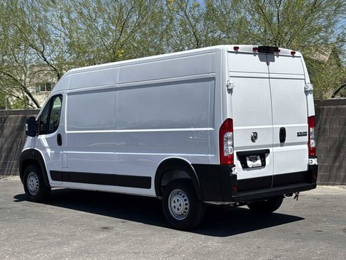 Used 2024 RAM ProMaster 2500 w/ Safety Group FWD image 6