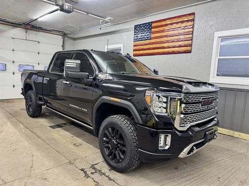 Used 2023 GMC Sierra 2500 Denali w/ Denali Black Diamond Edition image 1