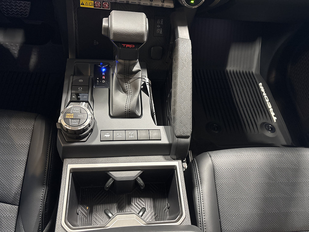 New 2026 Toyota Tacoma TRD Off-Road w/ TRD Off Road Premium Package AWD/4WD image 11