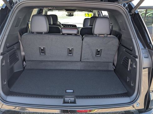 New 2026 Chevrolet Traverse RS AWD/4WD image 9