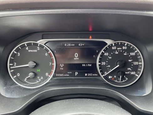 Used 2023 Nissan Rogue SV image 18