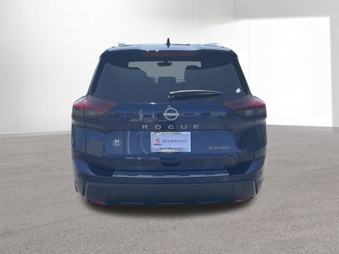 Certified 2024 Nissan Rogue SV w/ SV Premium Package AWD/4WD image 6