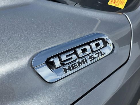 Used 2020 RAM 1500 Big Horn AWD/4WD image 5