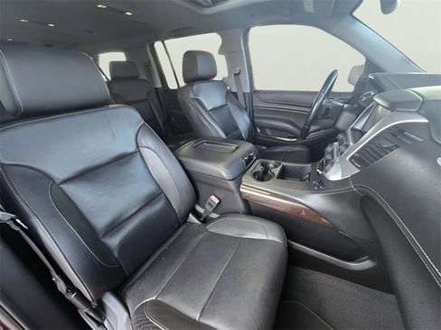 Used 2019 GMC Yukon XL SLT image 33