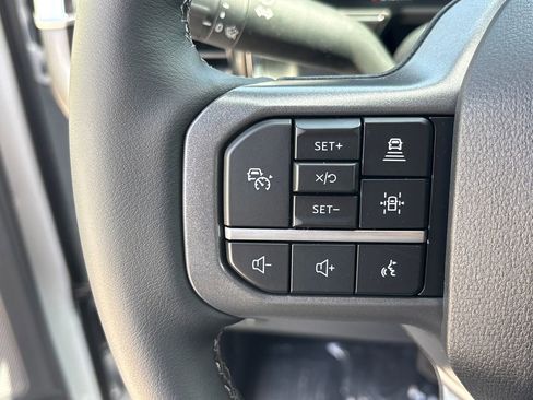New 2026 Ford F250 Lariat w/ Black Appearance Package AWD/4WD image 18