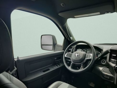 New 2026 RAM 2500 Tradesman AWD/4WD image 15