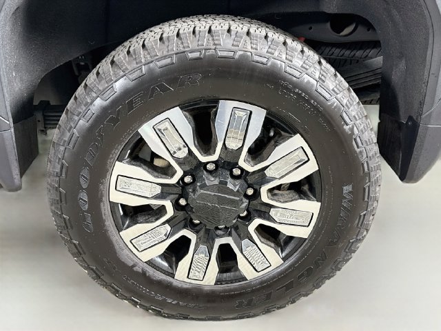 Used 2025 GMC Sierra 2500 Denali w/ Denali Reserve Package AWD/4WD image 32