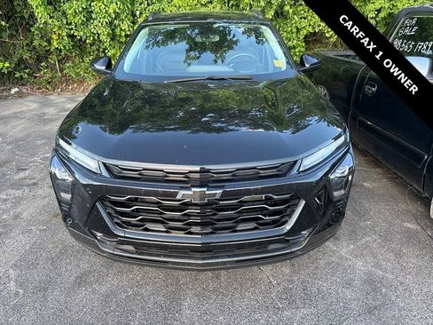 Used 2025 Chevrolet Trax ACTIV FWD image 4