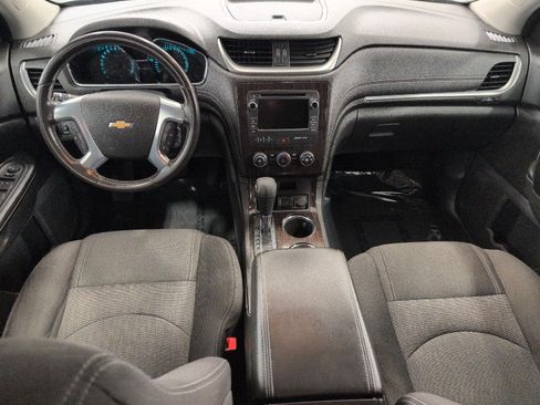 Used 2017 Chevrolet Traverse LT AWD/4WD image 6