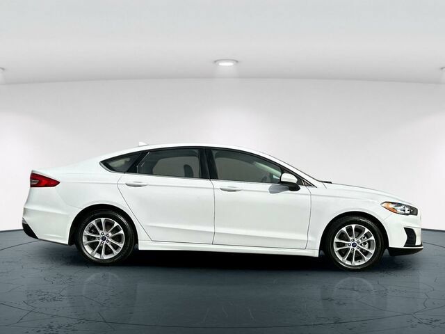 Used 2020 Ford Fusion SE FWD image 7