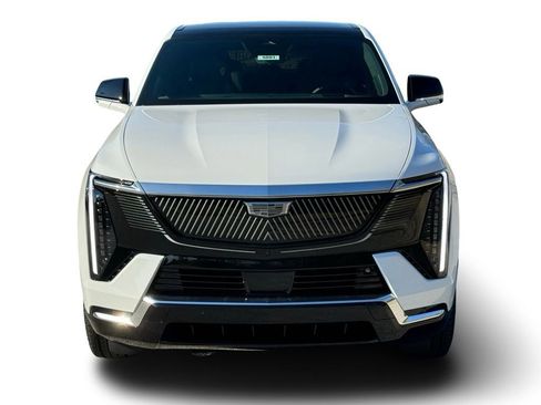 New 2025 Cadillac Escalade IQ Luxury 2 image 9