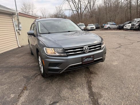 Used 2019 Volkswagen Tiguan S image 10