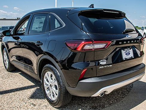 New 2026 Ford Escape Active AWD/4WD image 3