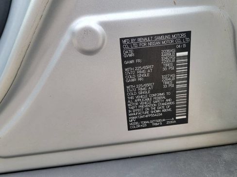 Used 2015 Nissan Rogue SV image 24