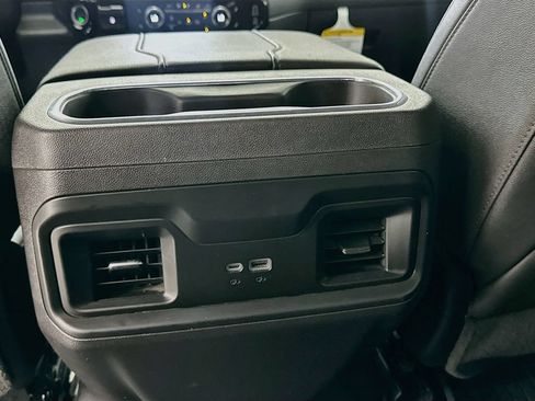 Used 2024 Chevrolet Silverado 1500 LT Trail Boss w/ LT Trail Boss Premium Package AWD/4WD image 26