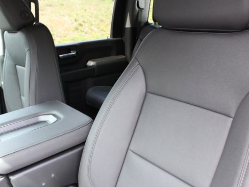 New 2026 GMC Sierra 3500 Pro w/ Convenience Package image 16