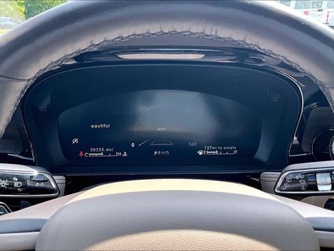 Used 2022 Lincoln Corsair Reserve w/ Equipment Group 201A AWD/4WD image 13