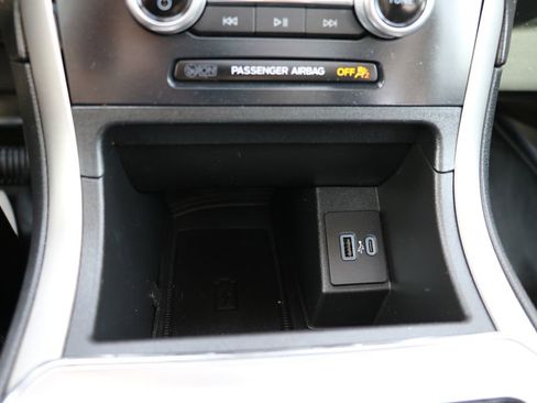 Used 2022 Ford Edge SEL w/ Convenience Package AWD/4WD image 15